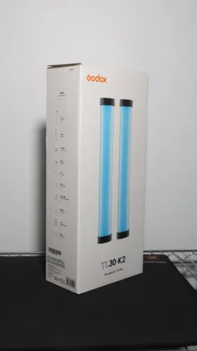 Kit com 2 Bastões de LED RGB Godox TL30 com bateria interna