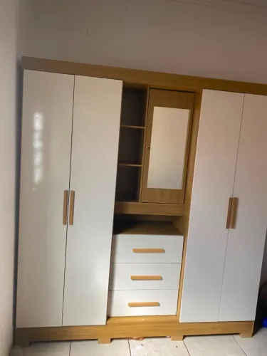 Guarda roupa