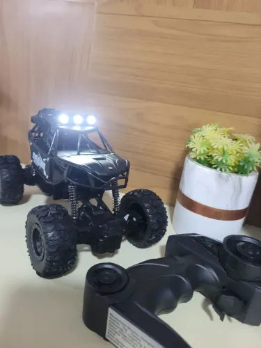 Carrinho de controle remoto