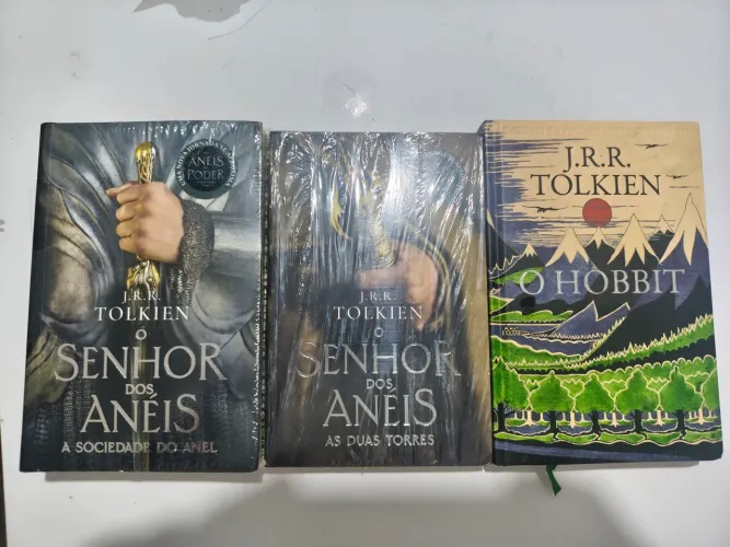 Kit Livros Tolkien: Senhor dos Anéis e O Hobbit