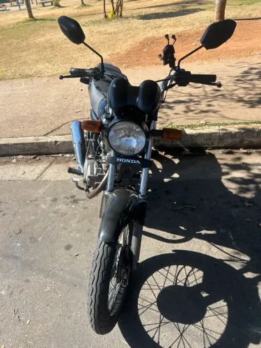 Titan 150