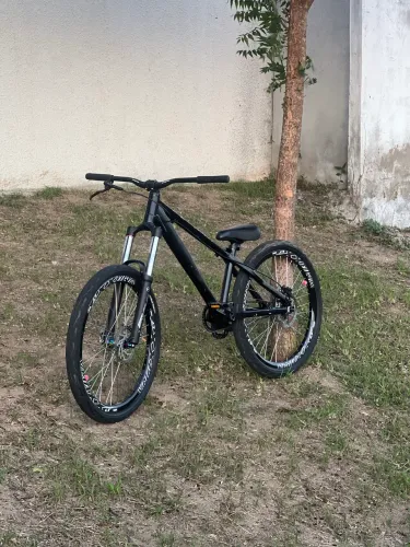 Bicicleta gios dj