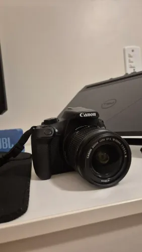 Canon EOS REBEL T6 - Muito nova