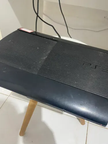 PS3 com 3 controles