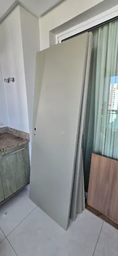 Portas Concrem cor Lacca Fendi