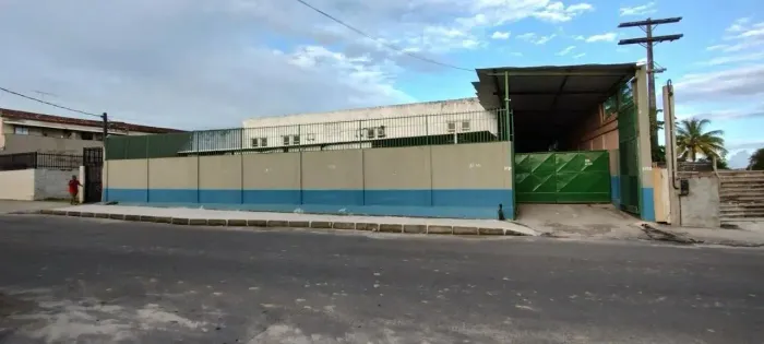 Galpão/deposito com 1400m2 em Valeria (5 minutos da BR 324)