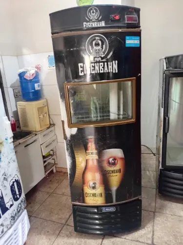 Expositora, cervejeira, Metalfrio, janela de vidro, 497L 