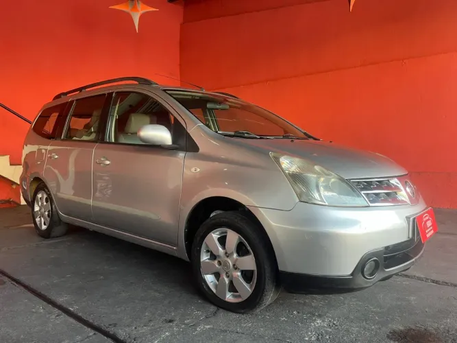 Nissan Livina Grand SL 1.8 16V Flex Fuel MEC 2010