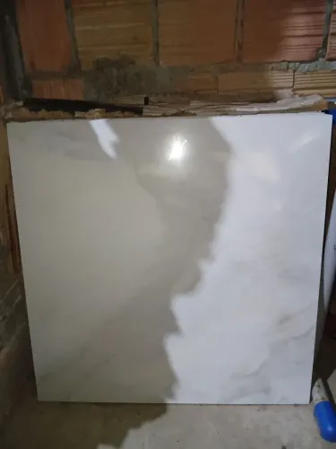 Vendo 4 caixa de Porcelanato Polido 70x70 top