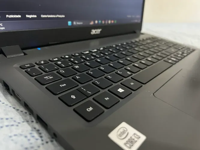 Notebook Acer de estudos