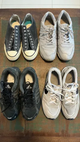 Lote com 4 tênis masculinos - Nike, Adidas, New Balance e Converse
