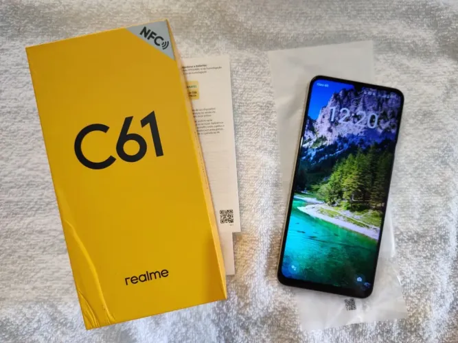 Celular C61