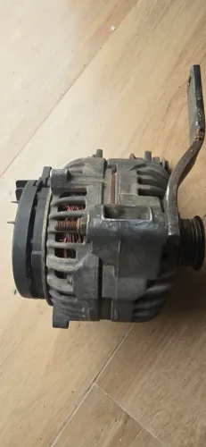 Alternador de 200 amperes