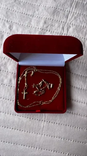 Colar e pulseira de ouro