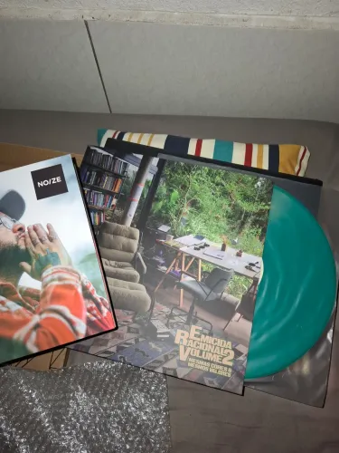 Vinil Noize do Emicida Racional - Mesmas Cores e Mesmos Valores