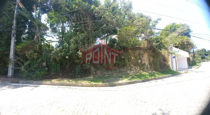 Terreno em Condomínio- Pendotiba
