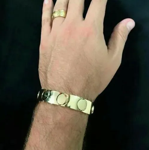 Bracelete de moeda antiga legitimo.