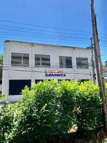 SALÃO COM 155M² COZINHA E BANHEIRO FRENTE PARA O MERGULHÃO