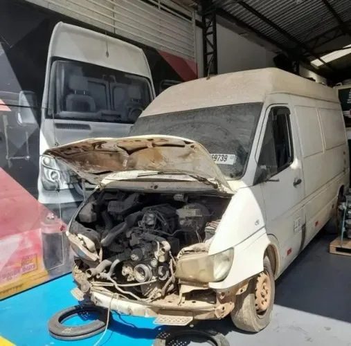 Sucata para retirada de peças - sprinter 310