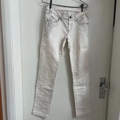 Calça jeans detalhes lavagem clara - brechó 