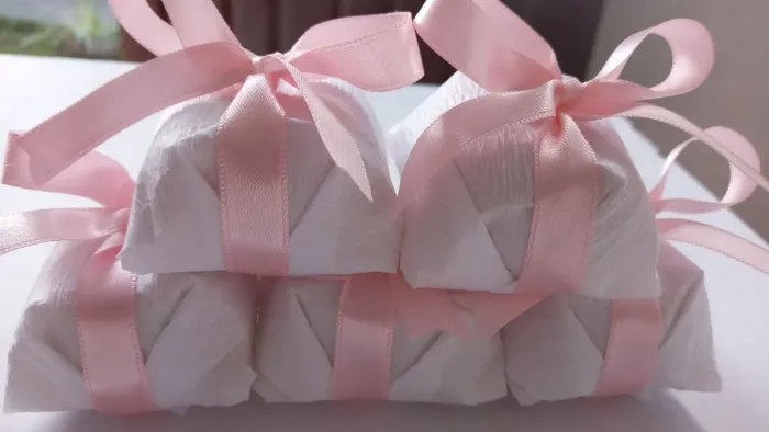 Bem Casados/ Vividos/ Nascidos. Tem degustação gratuita. Aceita cartão. 