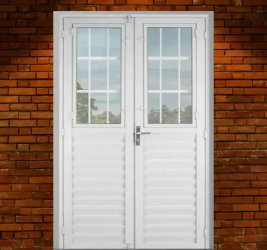Porta Duas Folhas Postigo 2.10x1.00 E.N.T.R.E.G.A G.R.A.T.I.S (Nova)