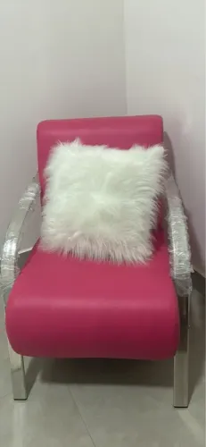 Poltrona de courino rosa