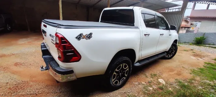 Toyota Hilux CD SRX 4X4 2.8 TDI 16V Diesel Aut. 2019