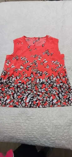 Blusa Feminina Estampada de Borboletas