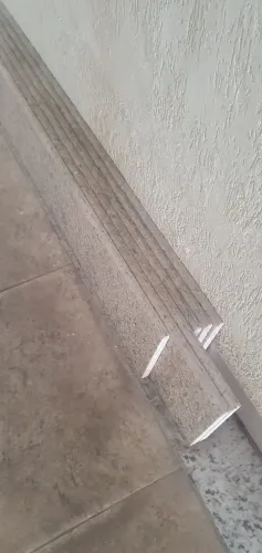 Pedra granito ( novo) borda piscina 4×2, anti derrapnte . 