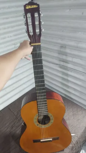 Violão Elétrico muito bem conservado, regulado por profissional e funcionando no som!