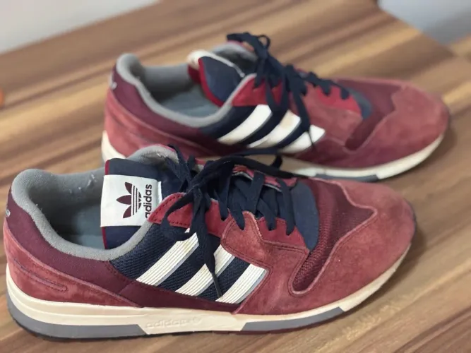 Adidas retrô vinho tamanho 44