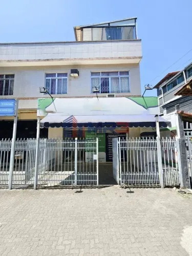 Clínica para locação em Taquara com 65m²