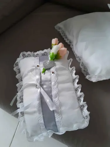 Almofada para alianças de casamento