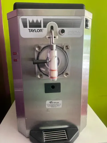 Máquina de Sorvete Taylor