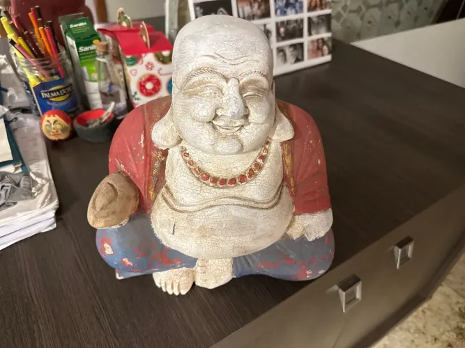 Estátua de Buda em madeira para decoração