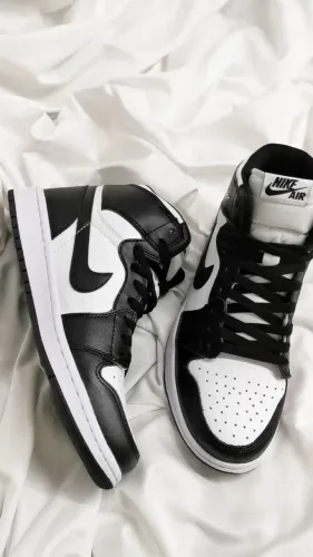 Nike Air Jordan NIce Preto Old Skool