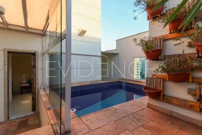 Cobertura à venda no Tatuapé com 204 m² - 3 Suítes - Piscina - Churrasqueira