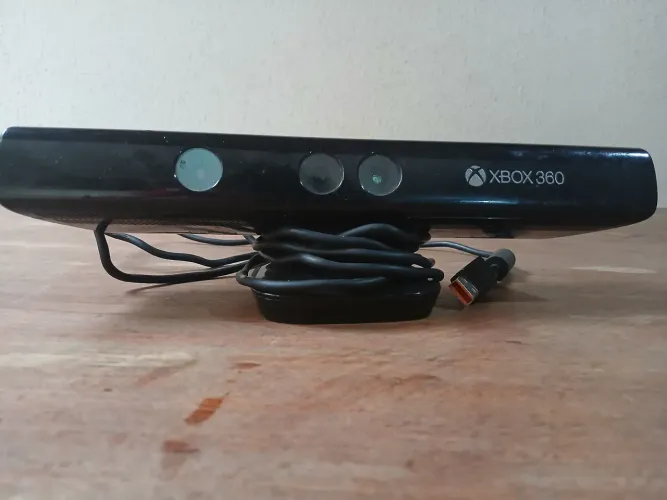 Câmera Kinect para Xbox 360 - Usada