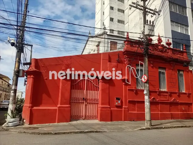 Imóvel Comercial à Venda nos Barris | Terreno 788 m²; | Duas Frentes | Alto Potencial de V