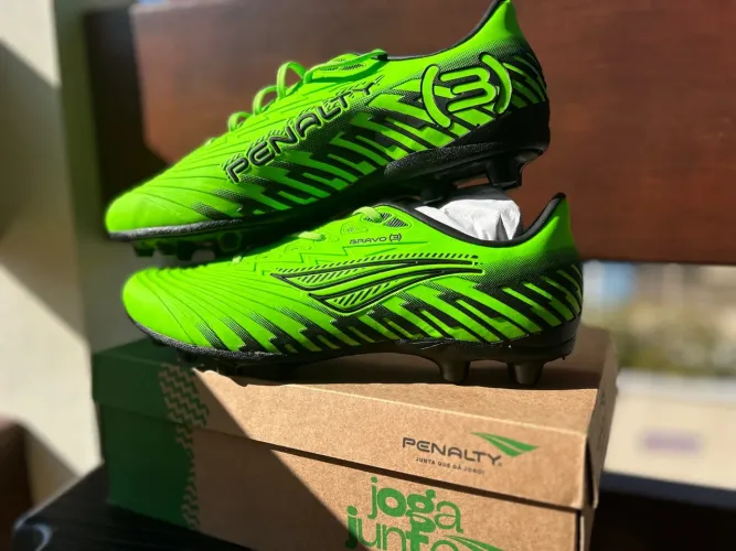 Chuteira Penalty Verde Neon 42 - Nova!