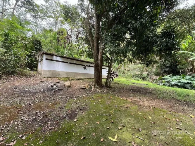 Sítio com 2 dormitórios à venda, 20000 m² por R$ 790.000,00 - Sebollas - Paraíba do Sul/RJ