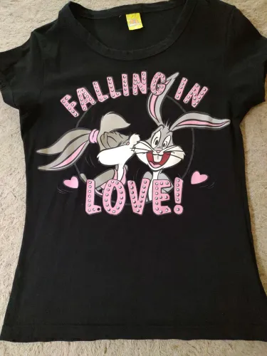 Camiseta Looney Tunes perna longa- Tamanho P