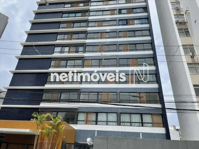 Apartamento à venda no Condomínio Blue, Barra - 1 Quarto com Vista Espetacular!