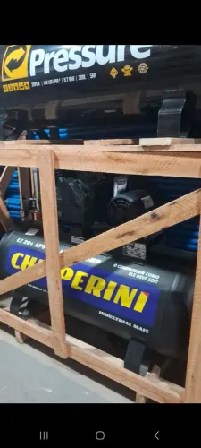 COMPRESOR 200LITROS 5CV TRIF 220/380V 175PSI 20PES CHIAPERINI