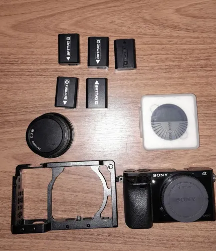 Vende-se câmera Sony a6000
