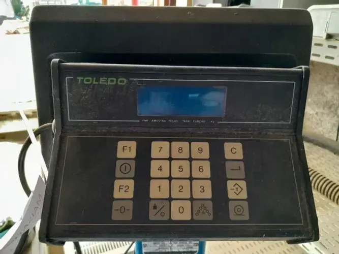 Balança eletrônica com estrutura de ferro - Toledo 2086 P3