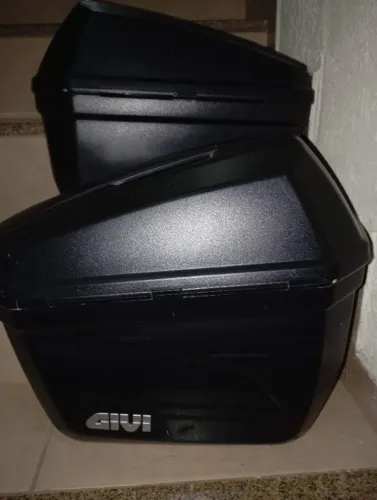 Par de baús laterias GIVI