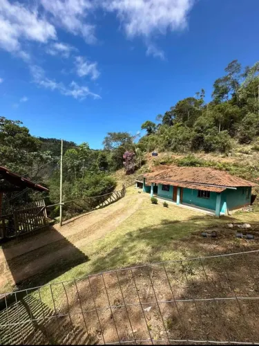 Vendo sítio em Santa Teresa 