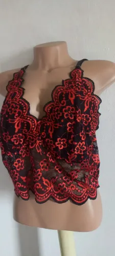 cropluxúria renda e bordado  novo tam g/gg .....há mais modelos e tamanhos zap 11- *